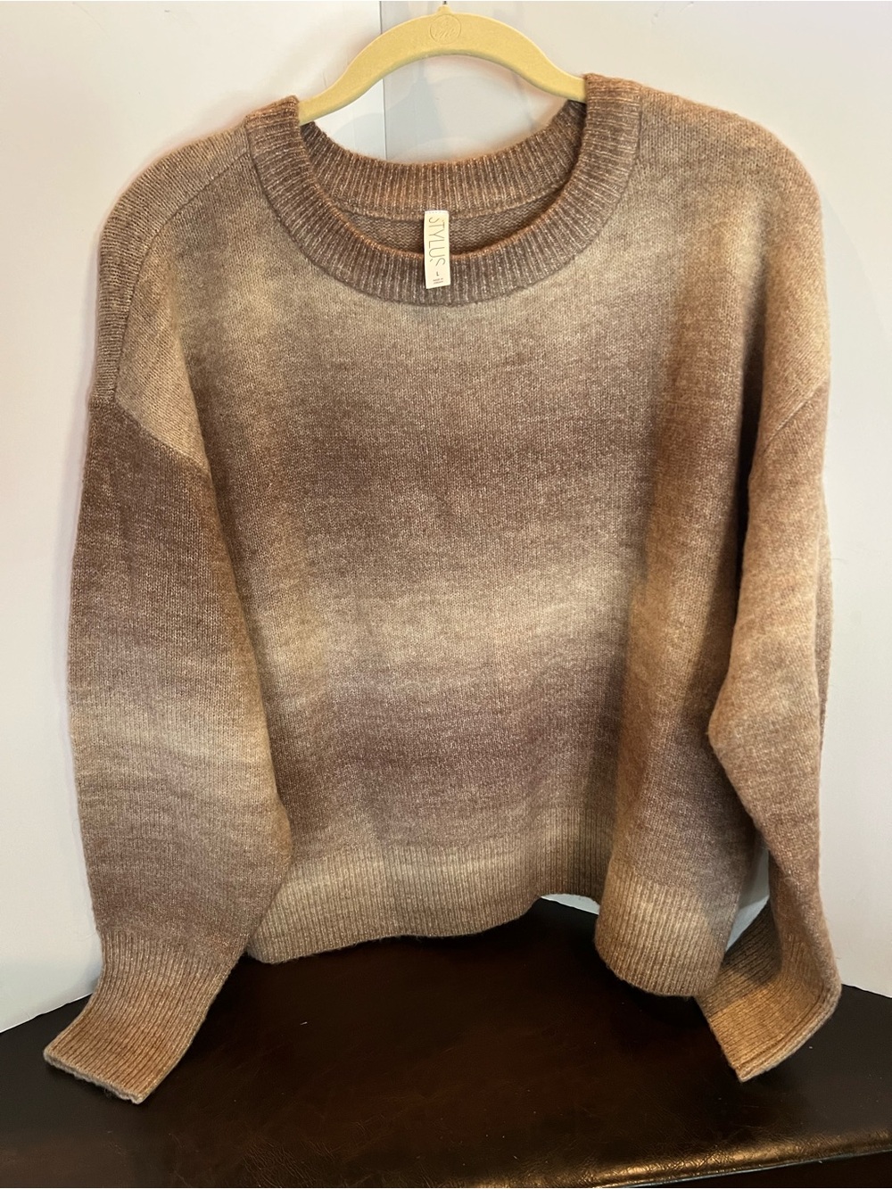 STYLUS Ombre Crewneck Sweater in Cream and Brown